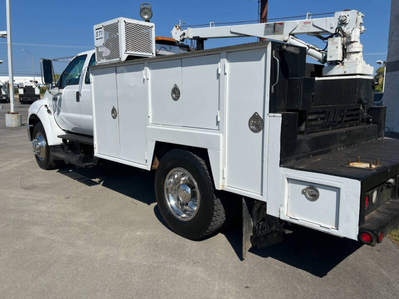 2006 Ford F-750 Super Duty