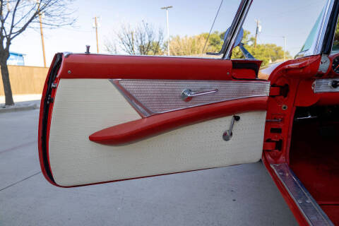 1956 Ford Thunderbird