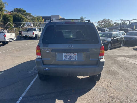 2004 Ford Escape XLT