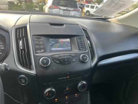 2015 Ford Edge SE