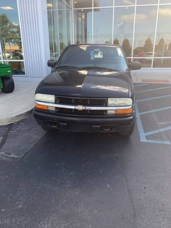 2004 Chevrolet S-10 LS