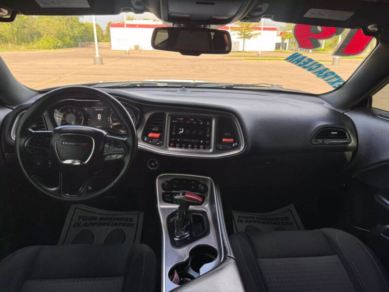 2019 Dodge Challenger SXT