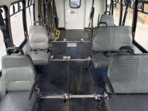 2017 Ford E-Series E-450 SD