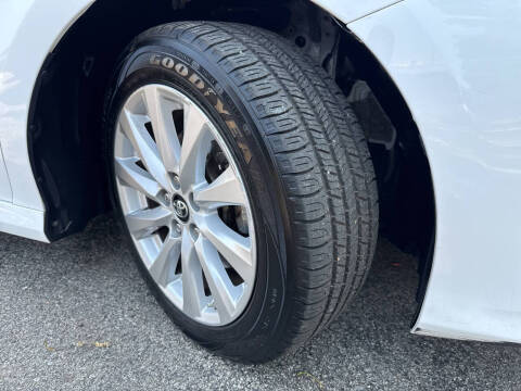 2019 Toyota Camry LE