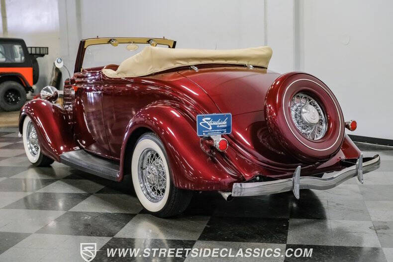 1935 Ford Cabriolet