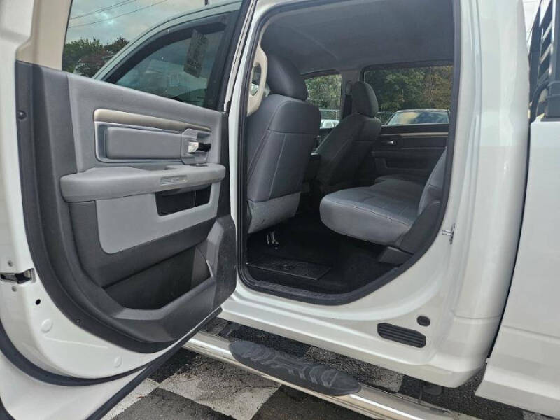 2017 RAM 2500 SLT