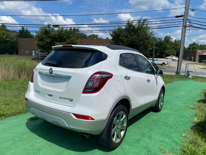 2017 Buick Encore Essence photo 5