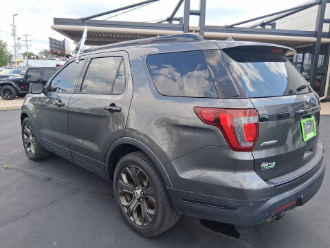 2018 Ford Explorer Sport