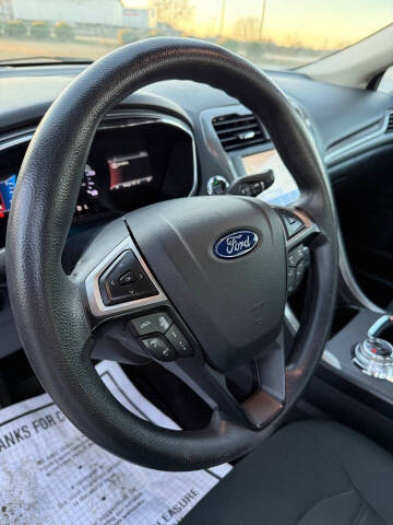 2020 Ford Fusion Hybrid SE