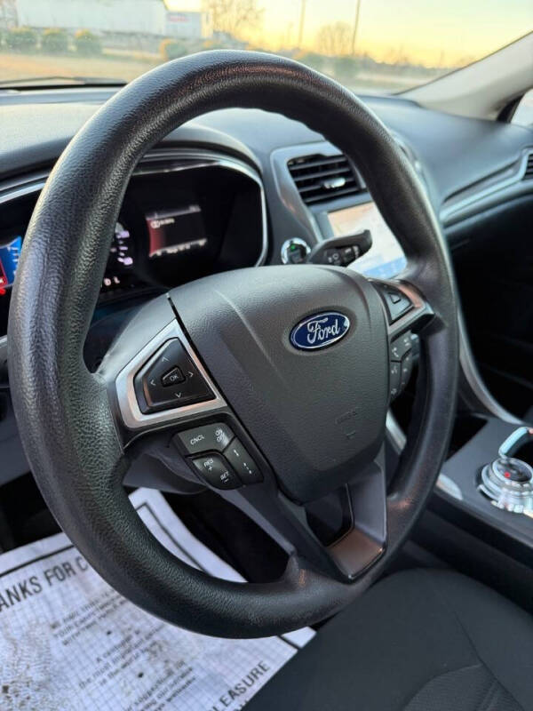 2020 Ford Fusion Hybrid SE