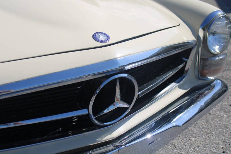 1968 Mercedes-Benz 280-Class