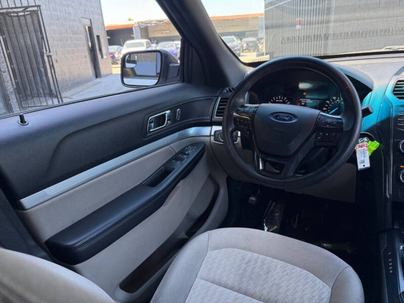 2019 Ford Explorer