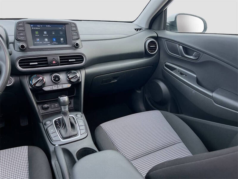 2021 Hyundai Kona SEL Plus