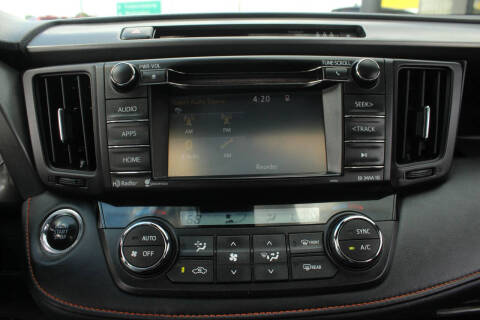2017 Toyota RAV4 SE