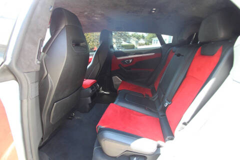 2019 Lamborghini Urus