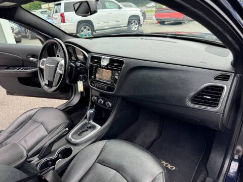 2012 Chrysler 200 Limited