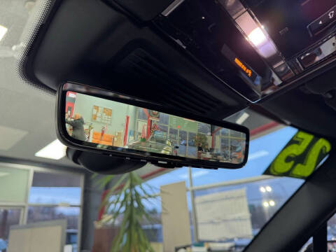 2025 Land Rover Range Rover P400 SE