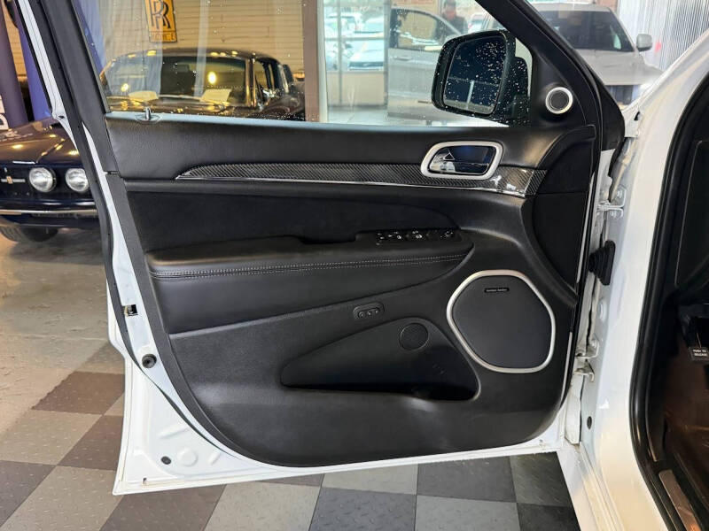 2020 Jeep Grand Cherokee SRT