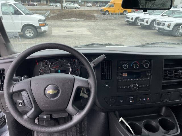 2026 Chevrolet Express 2500