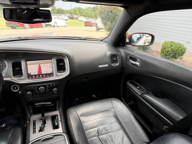 2011 Dodge Charger Rallye Plus