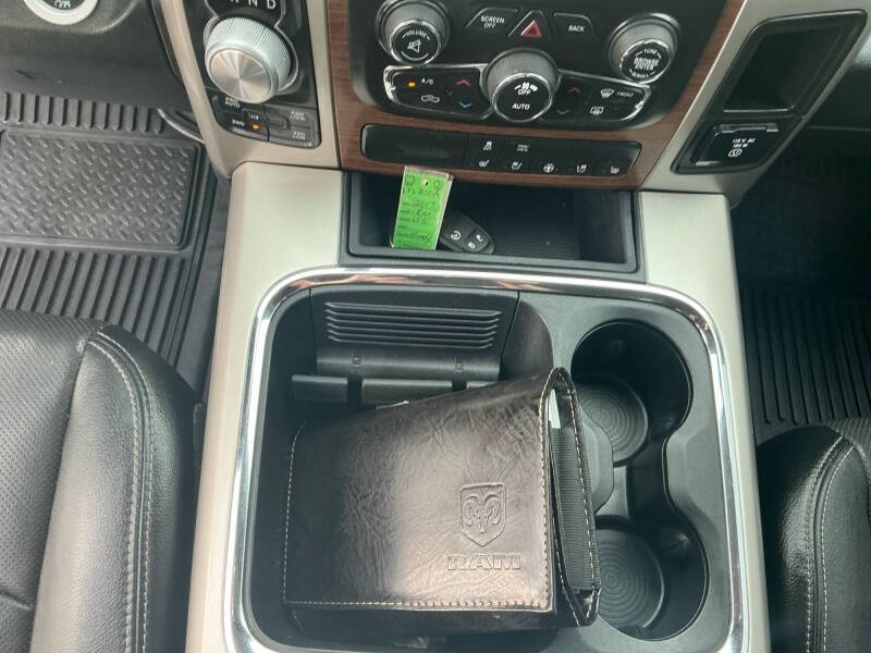 2017 RAM 1500 Laramie