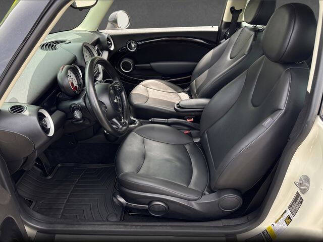 2013 MINI Clubman Cooper