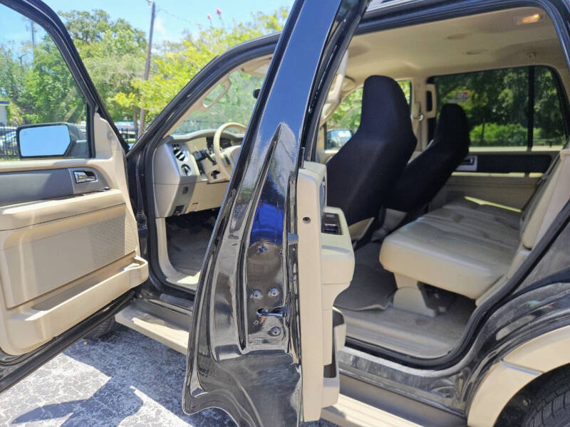 2011 Ford Expedition XLT