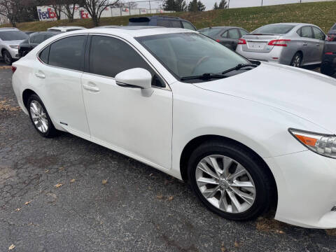 2015 Lexus ES 300h