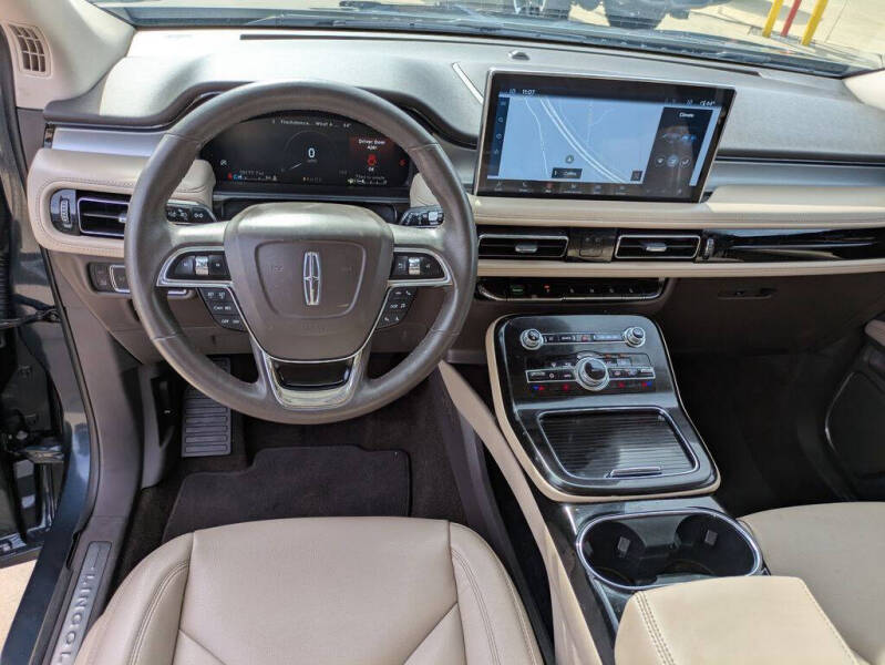 2022 Lincoln Nautilus Standard