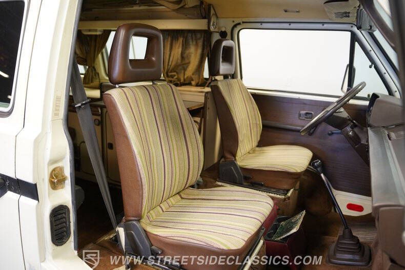 1984 Volkswagen Vanagon Camper