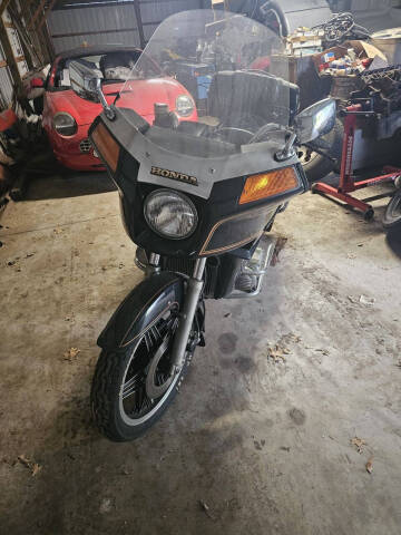 1981 Honda Goldwing for sale at D & T AUTO INC in Columbus MN