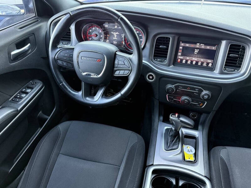 2020 Dodge Charger SXT