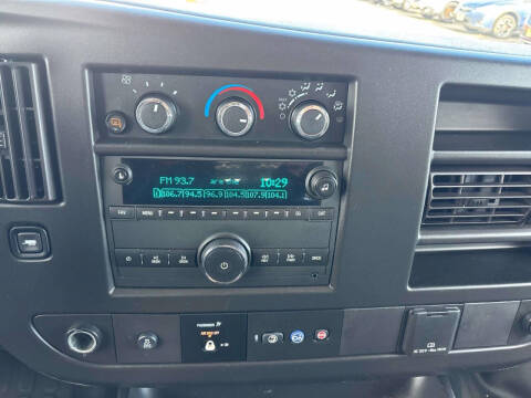 2021 Chevrolet Express 2500