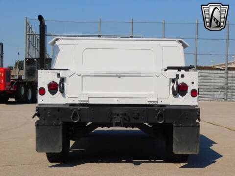 2008 AM General Hummer