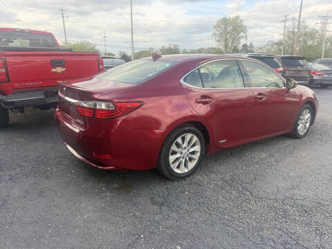 2015 Lexus ES 300h