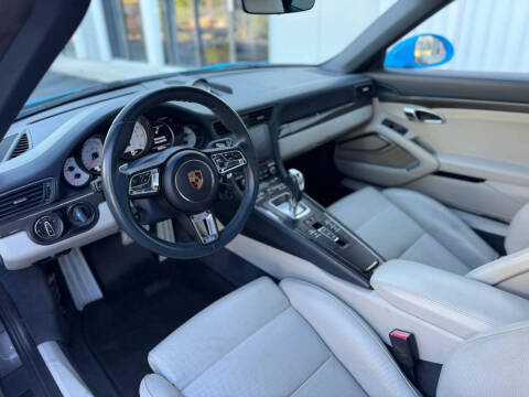 2017 Porsche 911