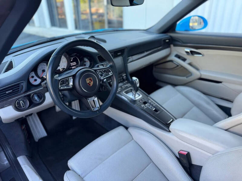 2017 Porsche 911
