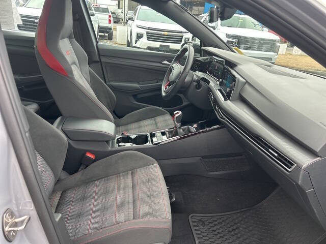 2024 Volkswagen Golf GTI 380 S