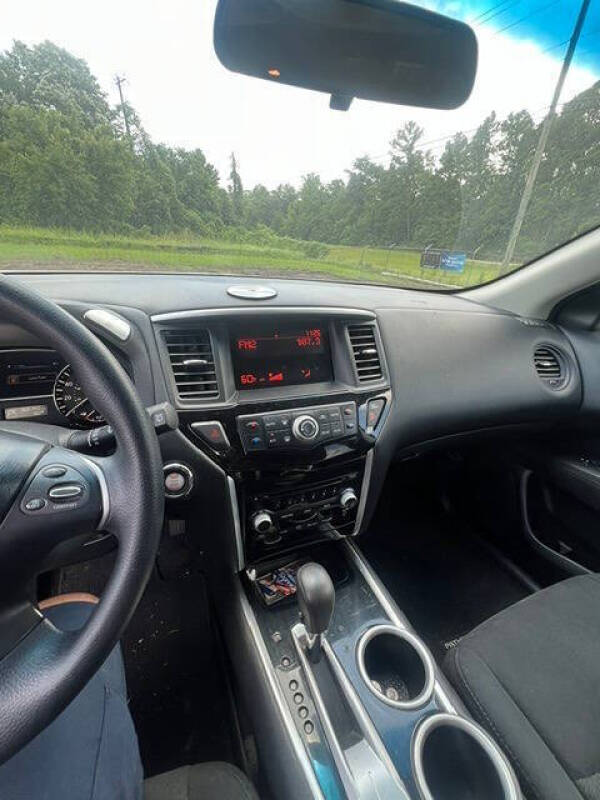 2014 Nissan Pathfinder S