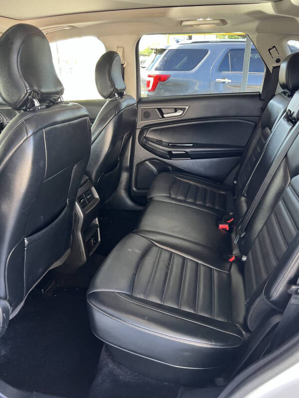 2017 Ford Edge SEL
