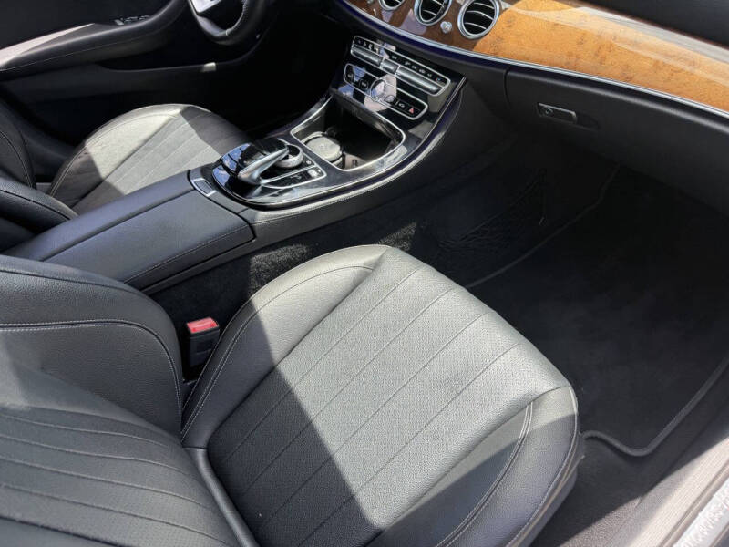 2017 Mercedes-Benz E-Class E 300 4MATIC