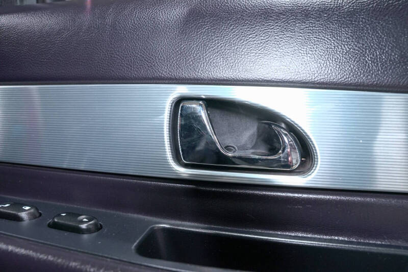 2004 Ford Thunderbird Deluxe