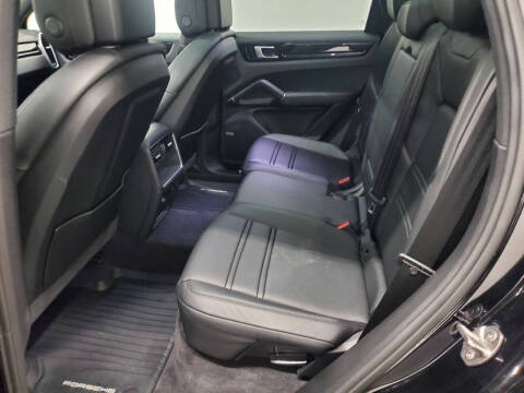 2019 Porsche Cayenne E-Hybrid