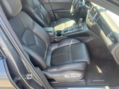 2016 Porsche Macan S