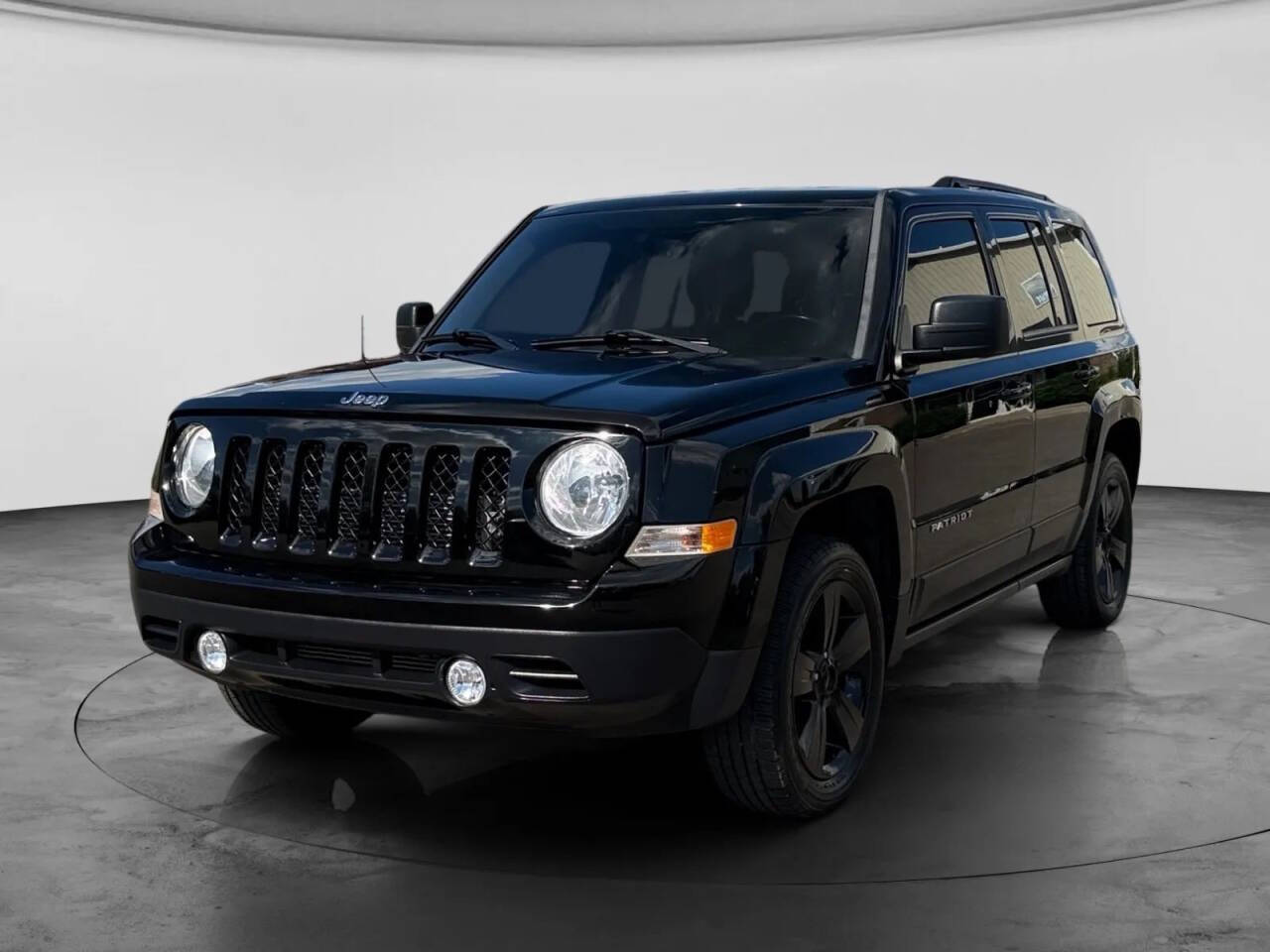 2016 Jeep Patriot Latitude's photo