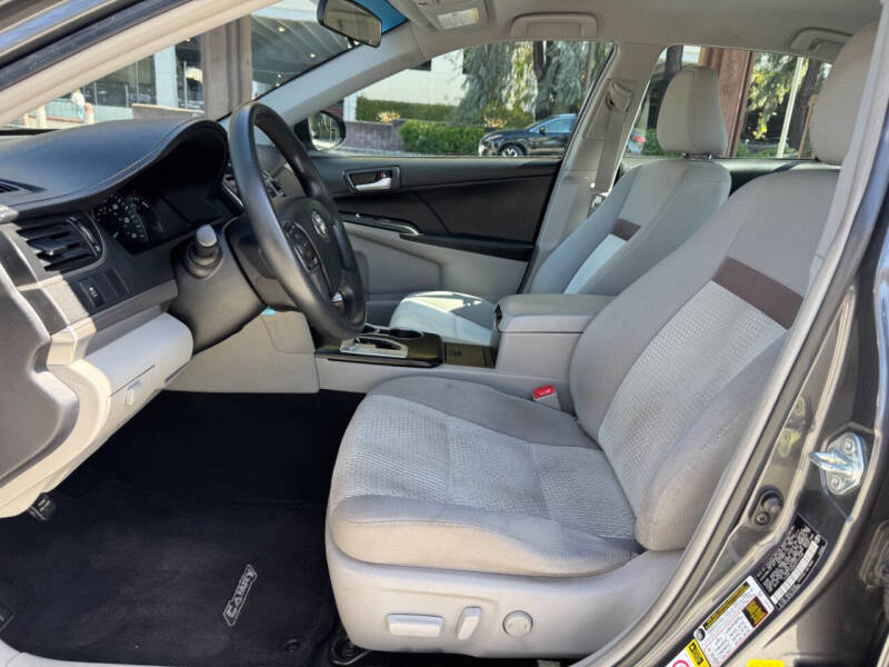 2012 Toyota Camry LE