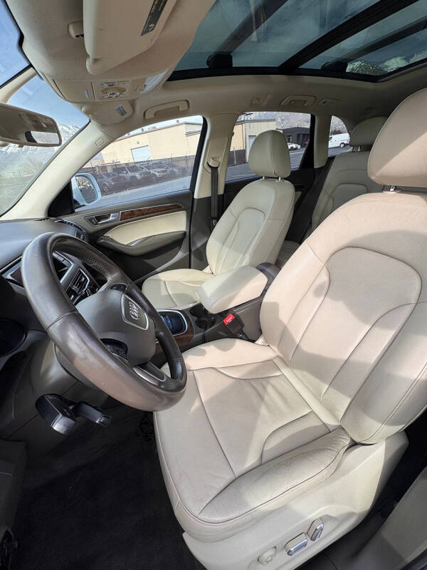 2016 Audi Q5 2.0T quattro Premium