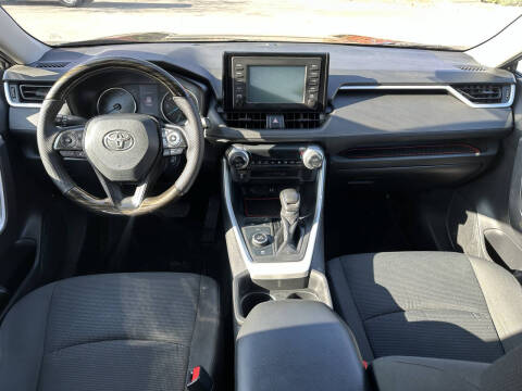 2019 Toyota RAV4 Hybrid LE