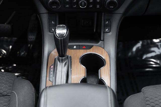 2019 GMC Acadia SLE-2