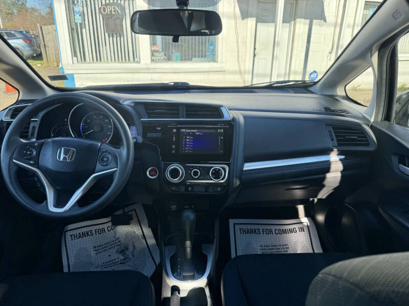 2017 Honda Fit EX